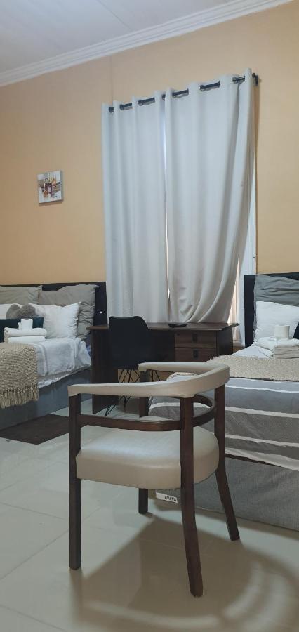Helpful Lodge Кейптаун Екстериор снимка