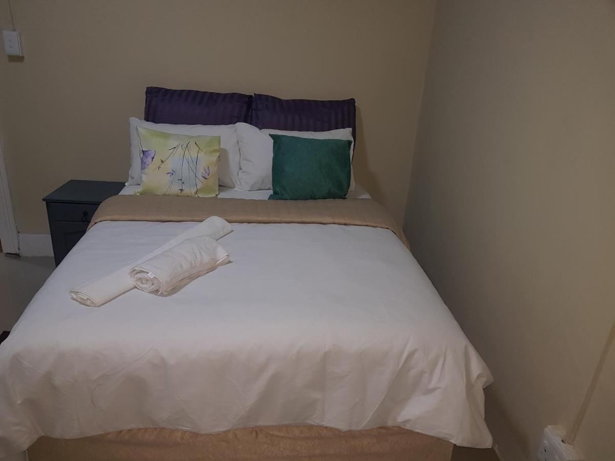 Helpful Lodge Кейптаун Екстериор снимка